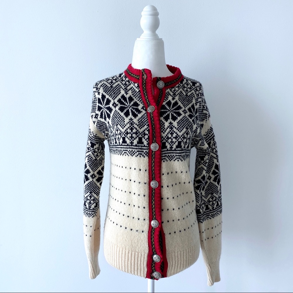 Cambridge Dry Goods holiday wool knit sweater